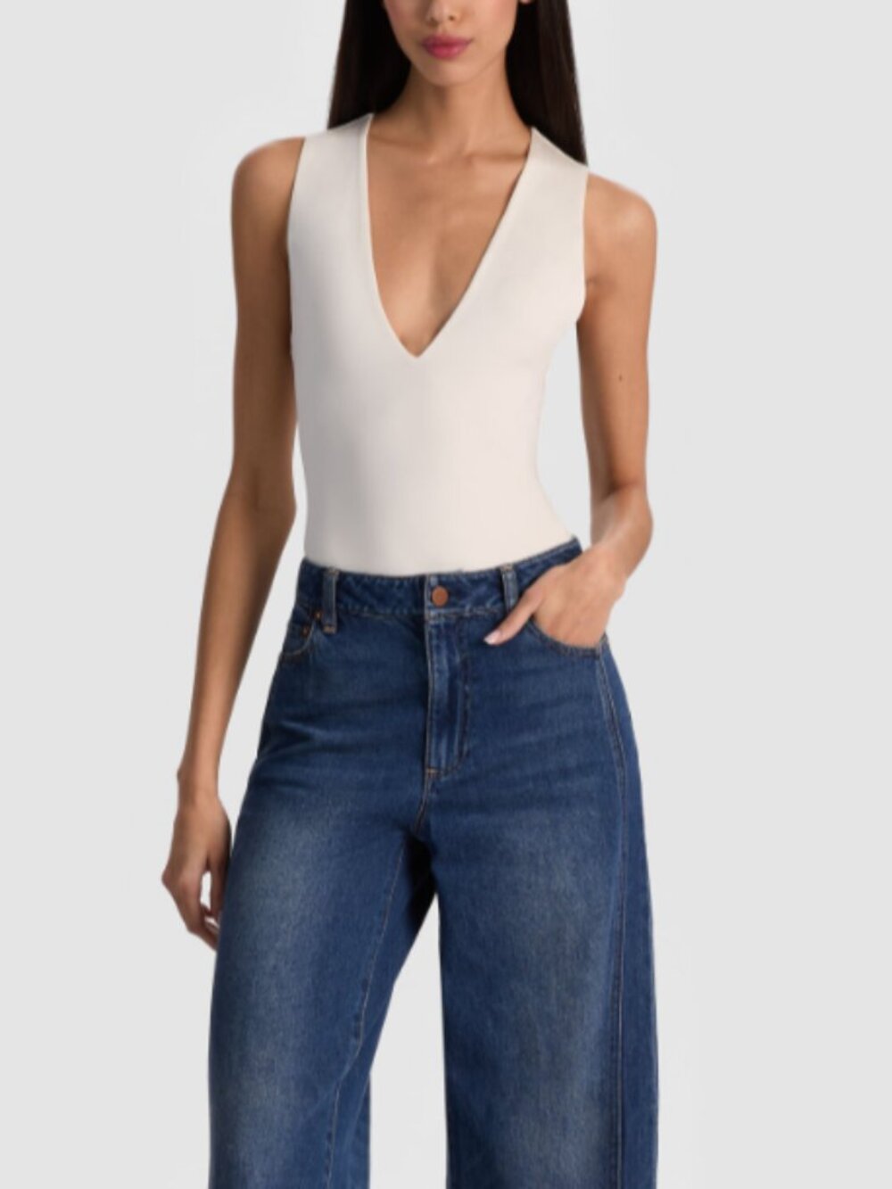Alice + Olivia Olea V-Neck Bodysuit In Off-White - Women's Size Small - NWT